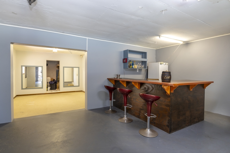 5 Bedroom Property for Sale in West Bank Eastern Cape